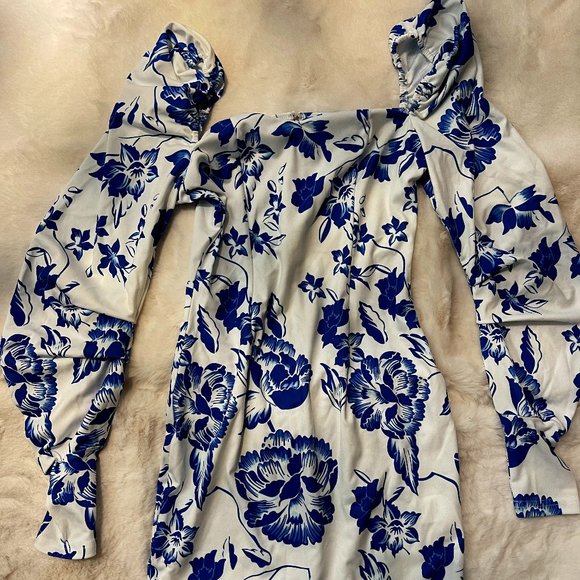 SHEIN | Dresses | Shein Xs White And Blue Floral Dress | Poshmark